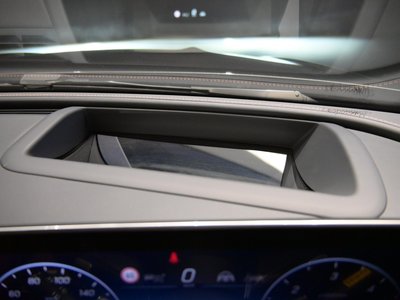 2025 Mercedes-BENZ C-CLASS 缩略图 62