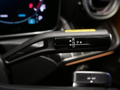 2025 Mercedes-BENZ C-CLASS 缩略图 24