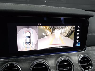2022 Mercedes-BENZ E-CLASS — миниатюра 20
