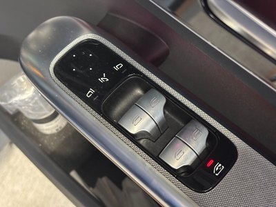 2024 Mercedes-BENZ GLC — миниатюра 37