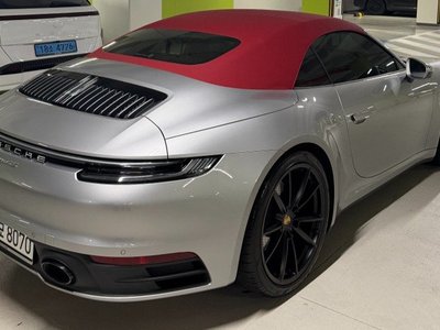 PORSCHE 911 - 8