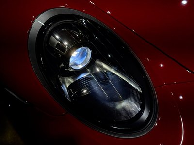 PORSCHE 911 - 6