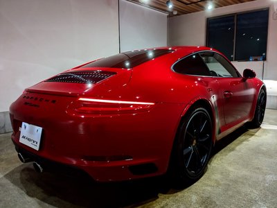 PORSCHE 911 - 10