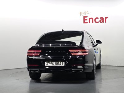 GENESIS G80 (RG3) - 3