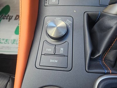 صورة مصغرة 29 لـ 2015 Lexus RC F