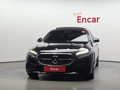 صورة 2 لـ 2025 Mercedes-BENZ E-CLASS