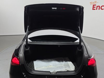 2025 Mercedes-BENZ E-CLASS — миниатюра 31