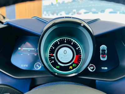 2026 Aston Martin DBS SUPERLEGGERA VOLANTE 照片 16