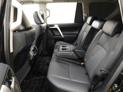 TOYOTA LAND CRUISER PRADO - 10