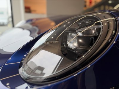 PORSCHE 911 - 9