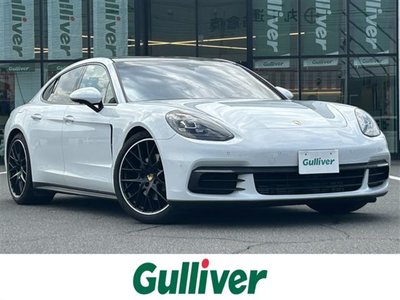 PORSCHE PANAMERA - 1