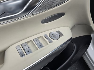 صورة مصغرة 29 لـ 2023 Genesis GV70