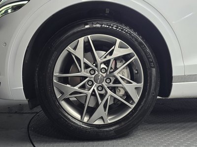 2023 GENESIS GV70 photo 6