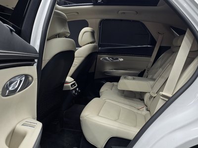 صورة مصغرة 18 لـ 2023 Genesis GV70
