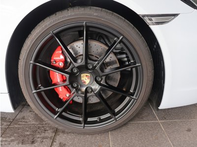 2024 Porsche 718 thumbnail 11