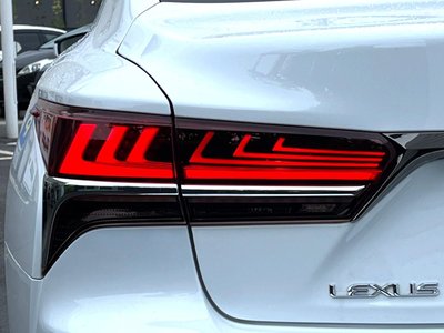 2018 Lexus LS 缩略图 32