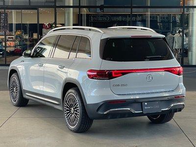 MERCEDES-BENZ EQB - 5