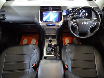 2018 Toyota LAND CRUISER PRADO 照片 10