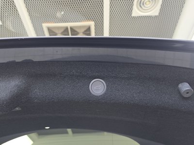 2025 Tesla MODEL Y — миниатюра 29