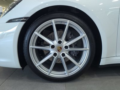 PORSCHE 911 - 6
