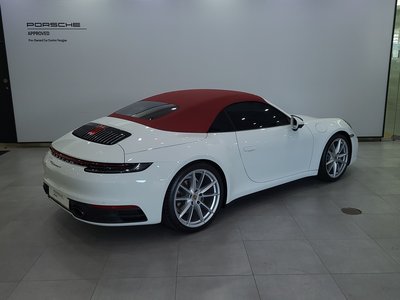 PORSCHE 911 - 4