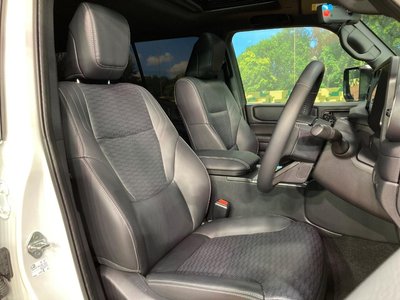 TOYOTA LAND CRUISER 250 - 9