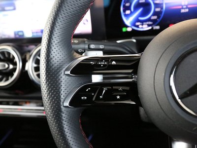 2024 Mercedes-BENZ EQB — миниатюра 33