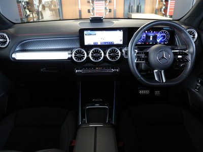 2024 Mercedes-BENZ EQB 照片 10