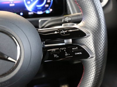 2024 Mercedes-BENZ EQB — миниатюра 32