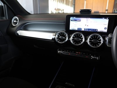 2024 Mercedes-BENZ EQB — миниатюра 27