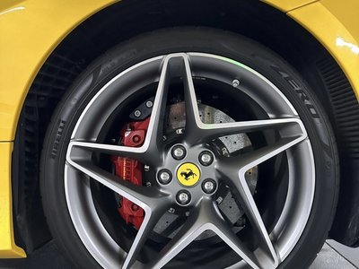 FERRARI F8 TRIBUTO - 5