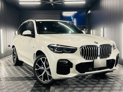 2021 BMW X5 photo 1
