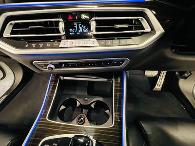 صورة مصغرة 35 لـ 2021 BMW X5