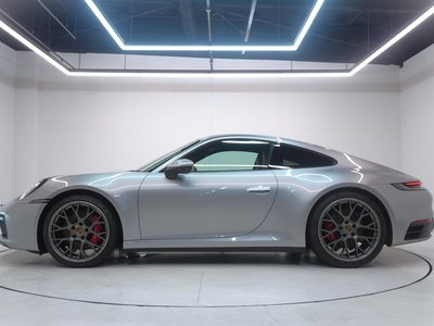 صورة 8 لـ 2021 Porsche 911
