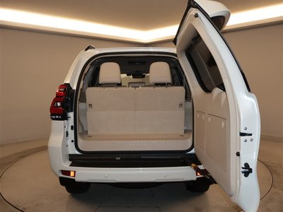 صورة مصغرة 21 لـ 2023 Toyota LAND CRUISER PRADO