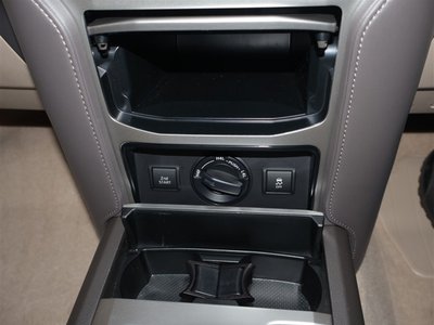 صورة مصغرة 12 لـ 2023 Toyota LAND CRUISER PRADO