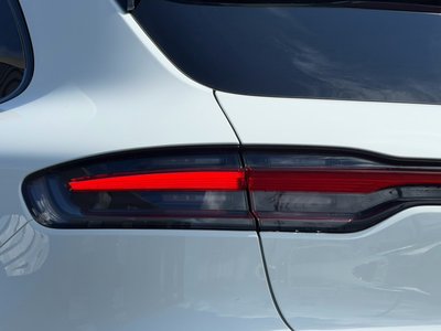 2020 Porsche MACAN — фото 4