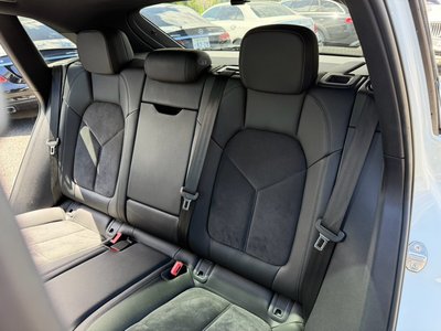 2020 Porsche MACAN — миниатюра 33