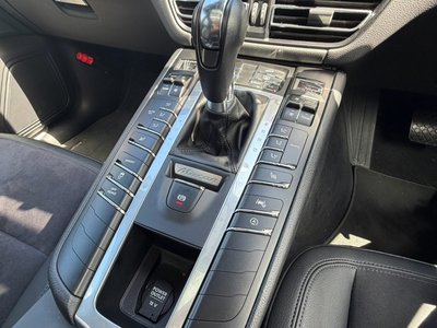 2020 Porsche MACAN — миниатюра 17