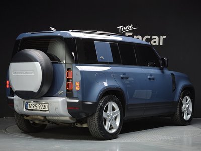 LAND ROVER DEFENDER - 3