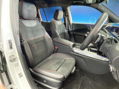 MERCEDES-BENZ GLB - 8