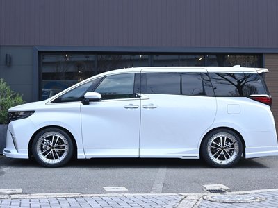 2024 TOYOTA ALPHARD photo 4