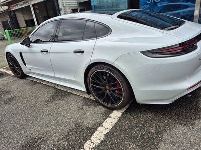 PORSCHE PANAMERA - 5