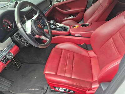 PORSCHE PANAMERA - 4