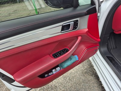 PORSCHE PANAMERA - 9