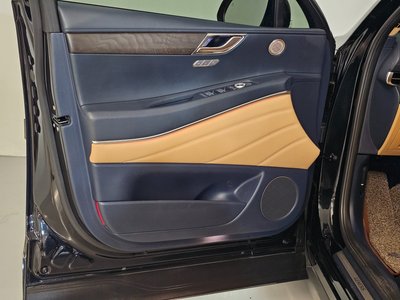 2023 Genesis GV80 — миниатюра 18