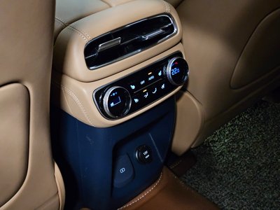 2023 Genesis GV80 — миниатюра 16