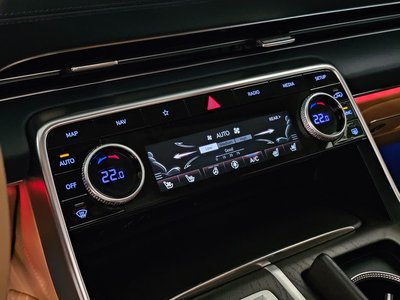 2023 Genesis GV80 — миниатюра 14