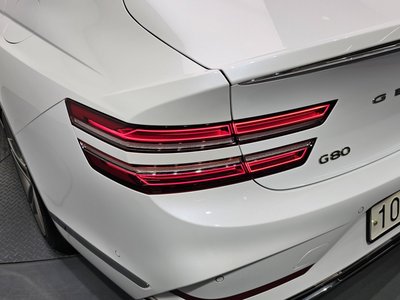 2024 Genesis G80 (RG3) 照片 10