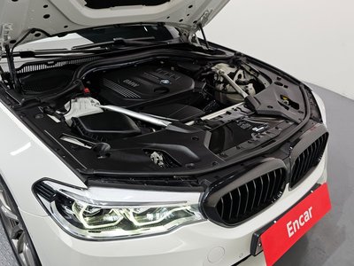 BMW 5 SERIES - 7